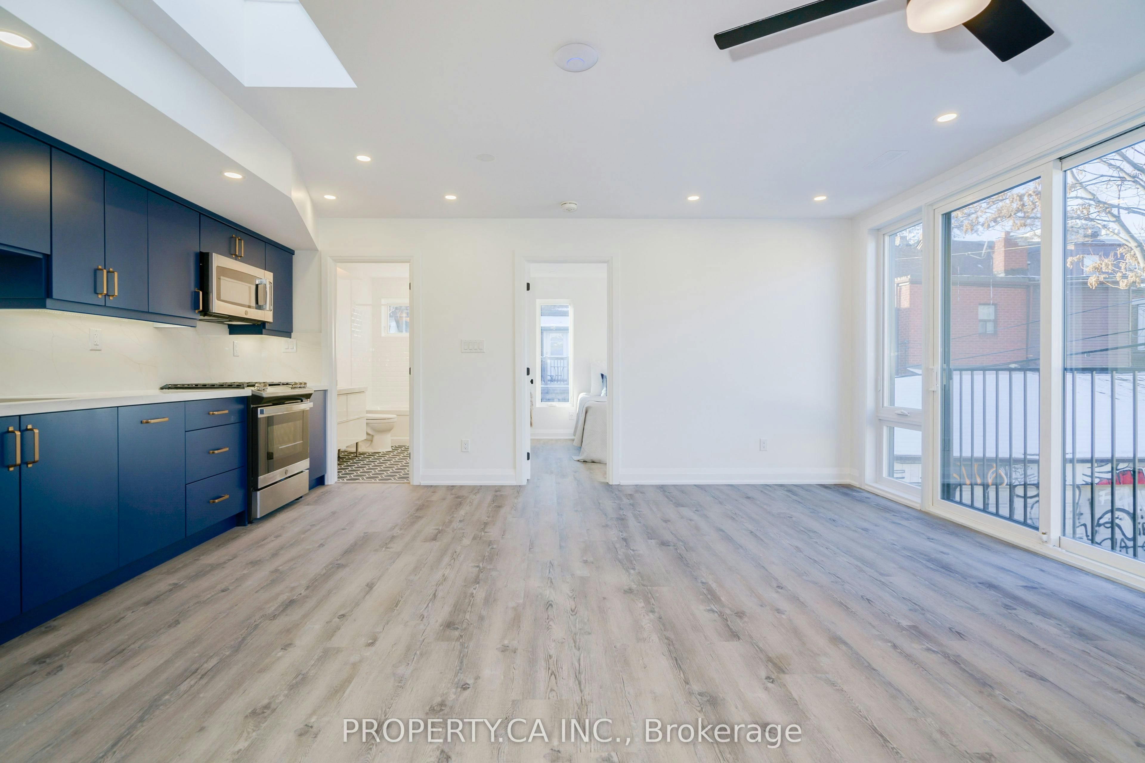 Laneway-147 Denison Avenue, Toronto, ON, M5T 2N2 - 9
