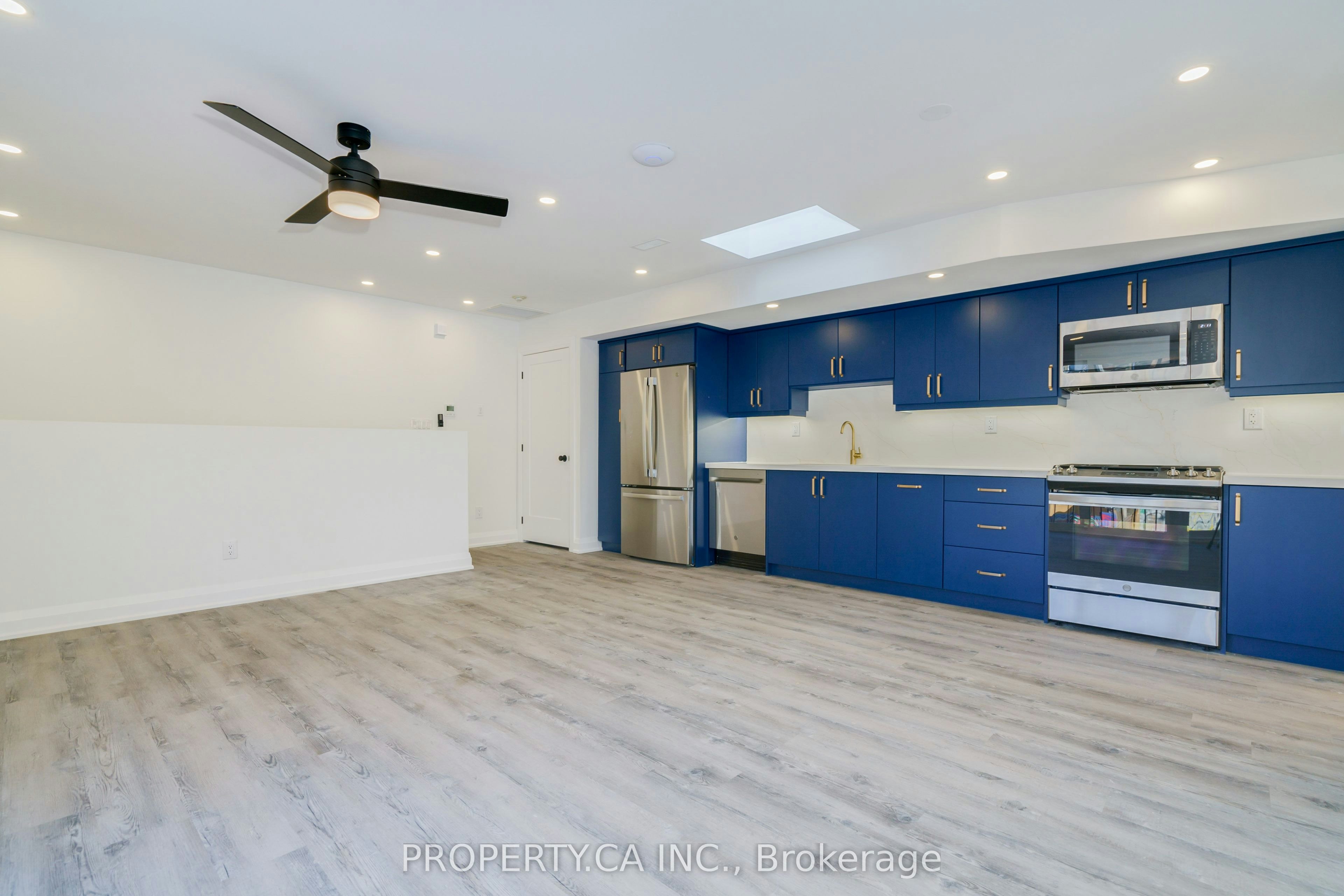 Laneway-147 Denison Avenue, Toronto, ON, M5T 2N2 - 3
