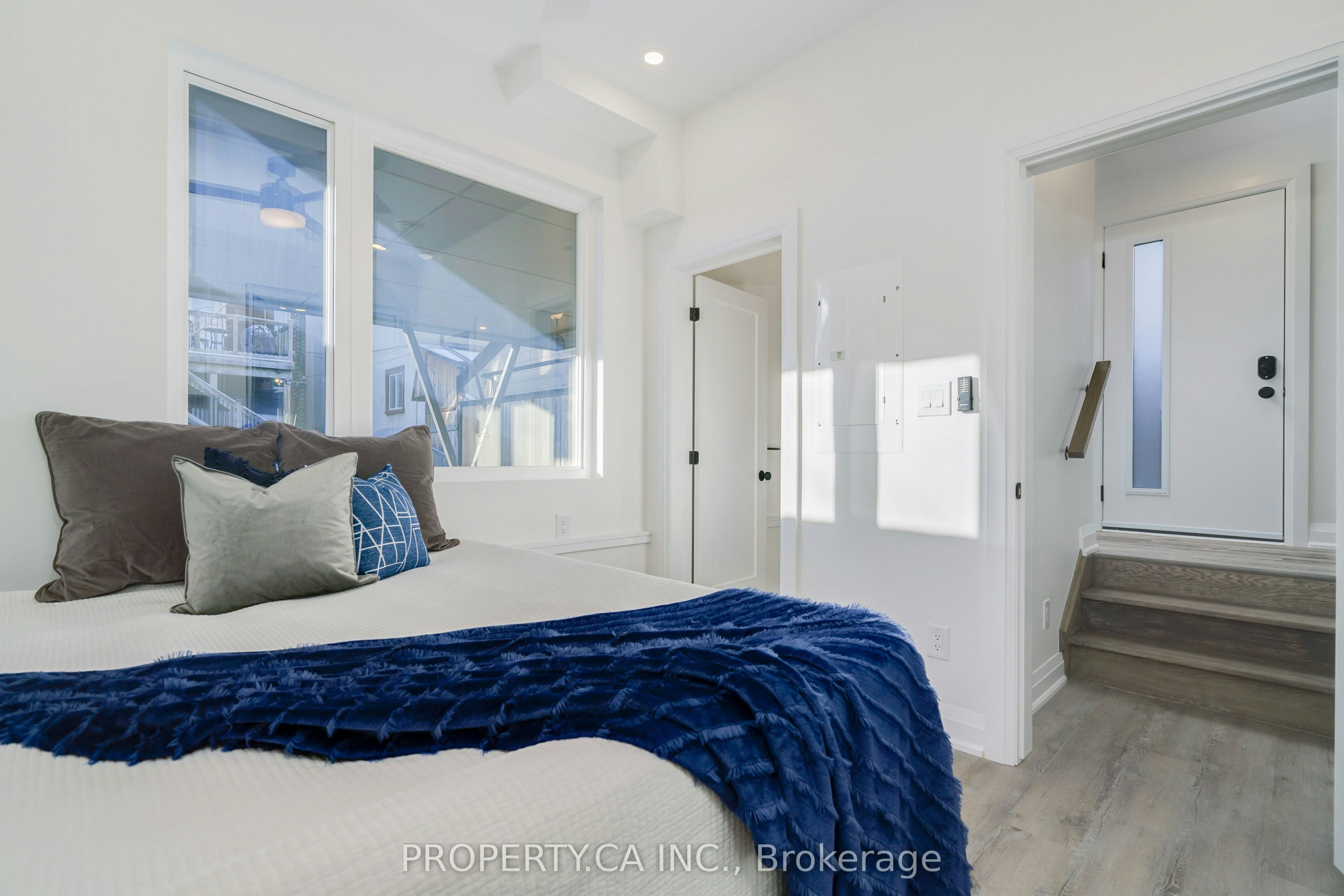 Laneway-147 Denison Avenue, Toronto, ON, M5T 2N2 - 17