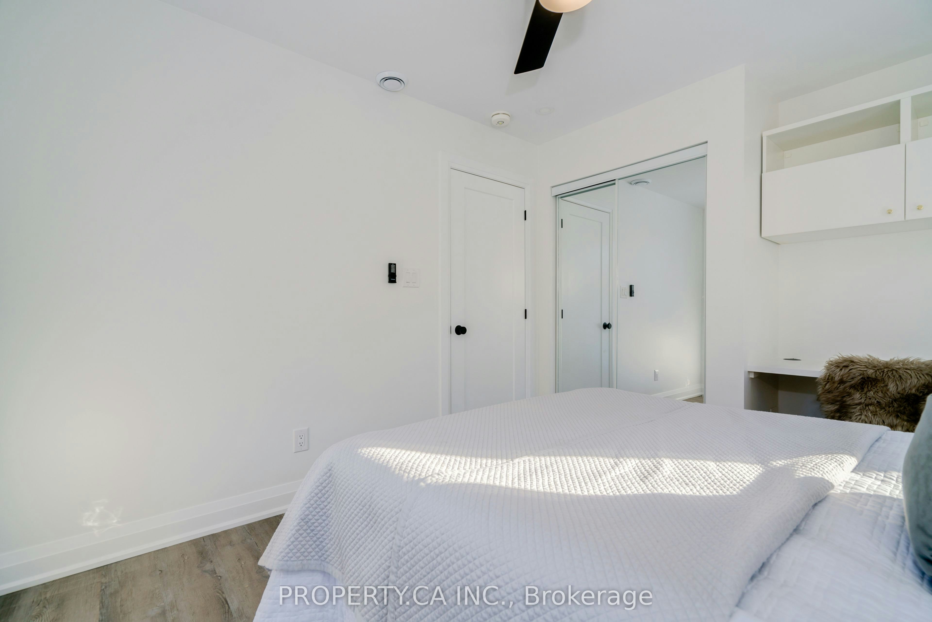 Laneway-147 Denison Avenue, Toronto, ON, M5T 2N2 - 14