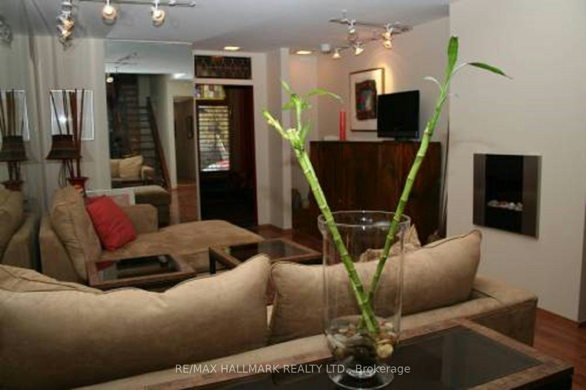 118 Seaton Street, Toronto, ON, M5A 2T3 - 5