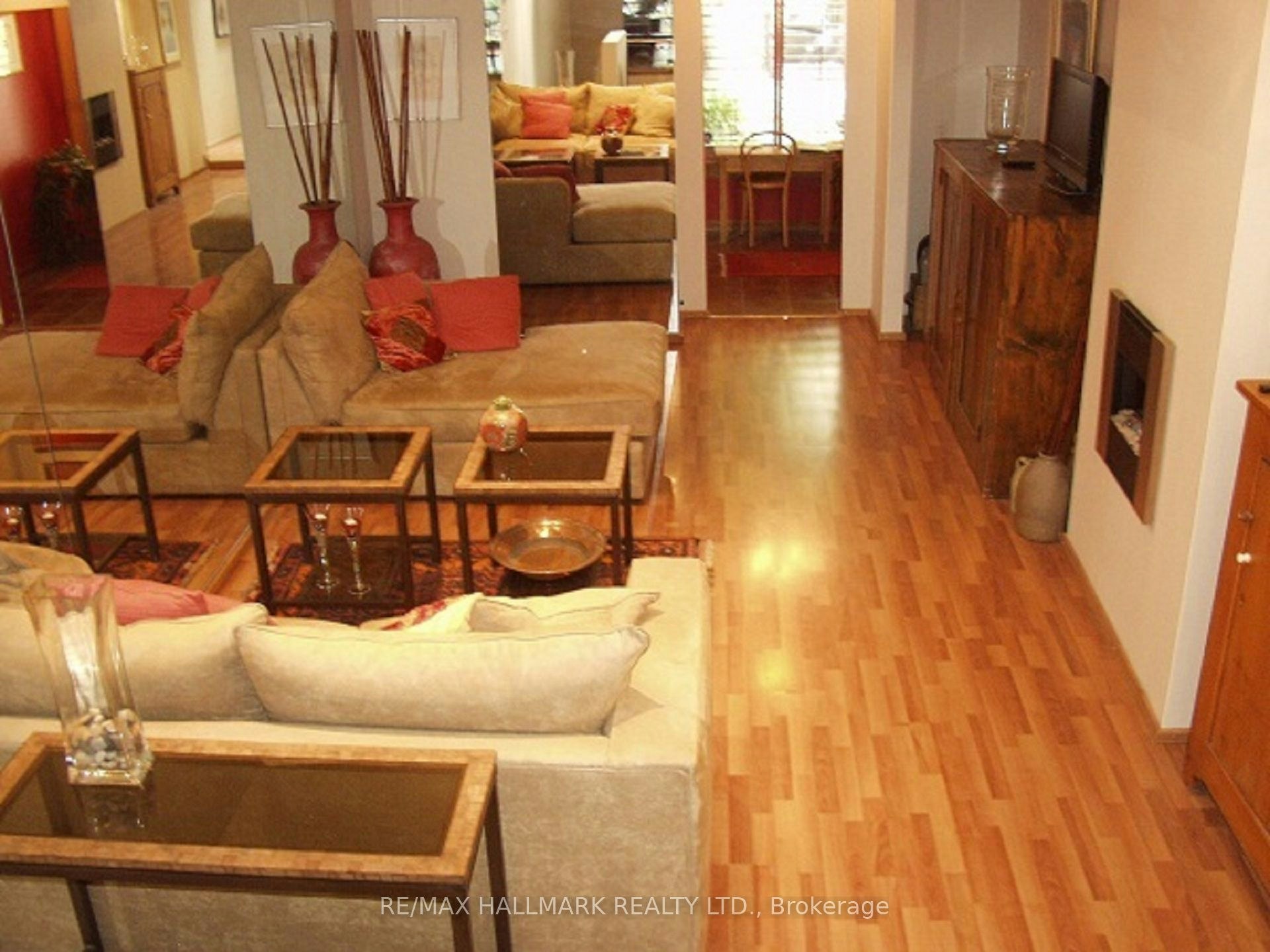118 Seaton Street, Toronto, ON, M5A 2T3 - 3