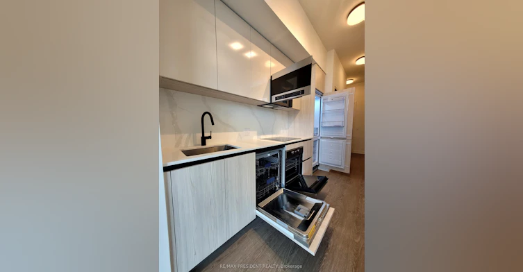 901-425 Front Street E, Toronto, ON, M5A 0X2 - 8