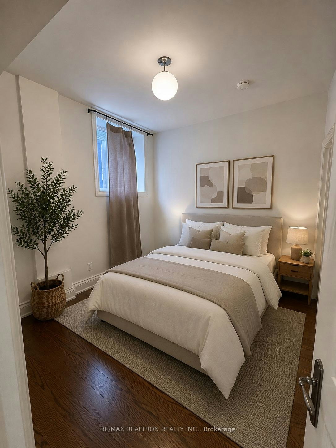 71 Newton Drive, Toronto, ON, M2M 2M8 - 7
