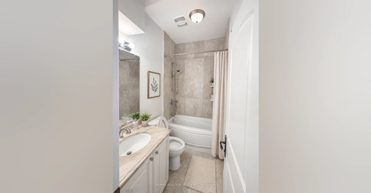 71 Newton Drive, Toronto, ON, M2M 2M8 - 8
