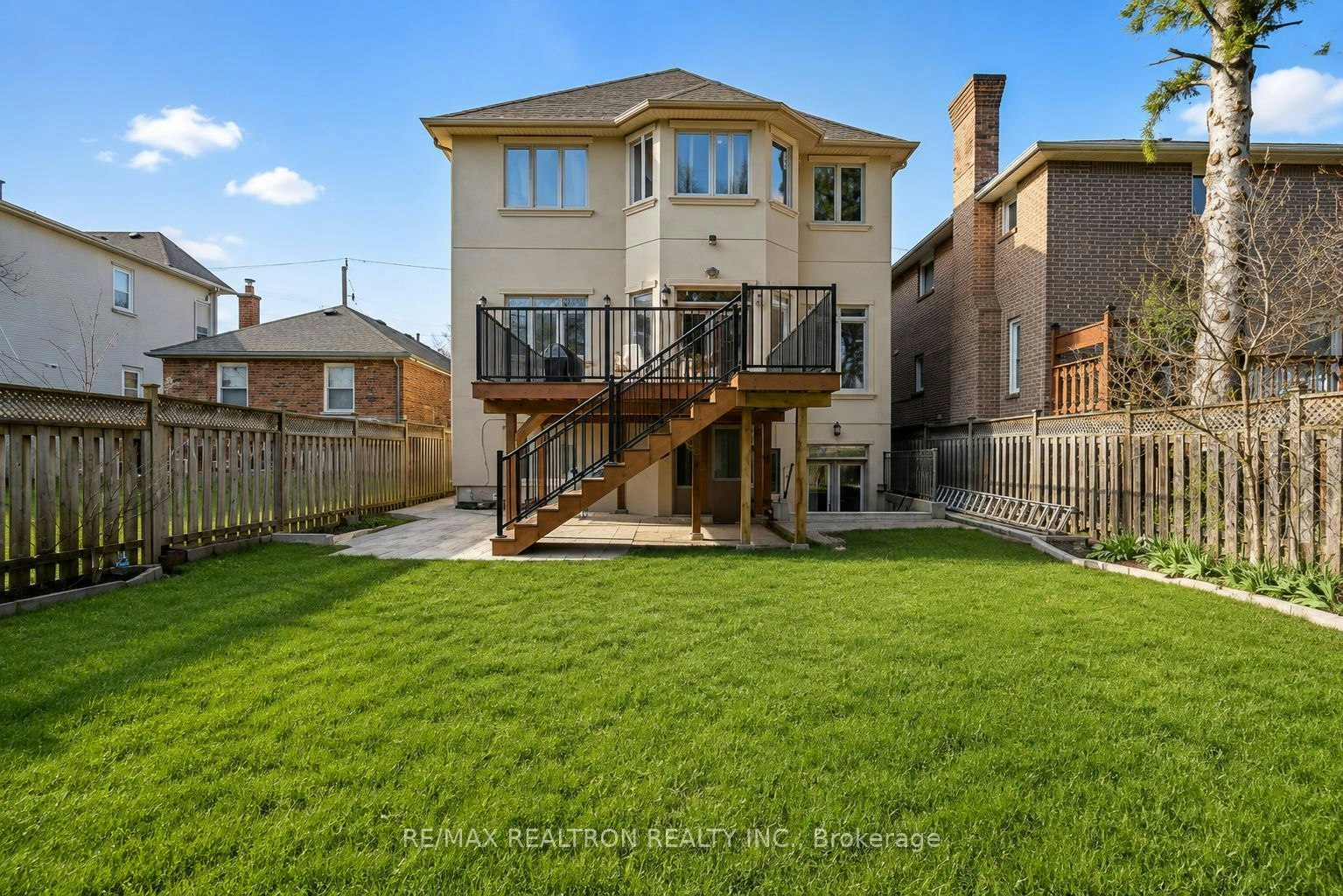 71 Newton Drive, Toronto, ON, M2M 2M8 - 10