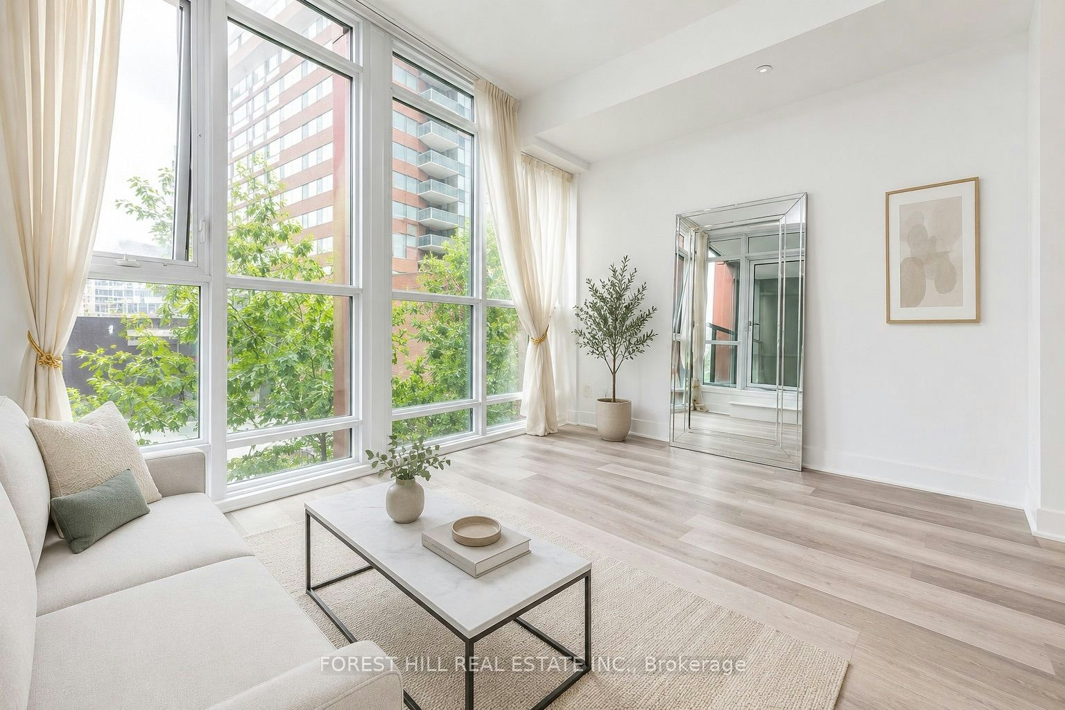 306-32 Davenport Road, Toronto, ON, M5R 0B5