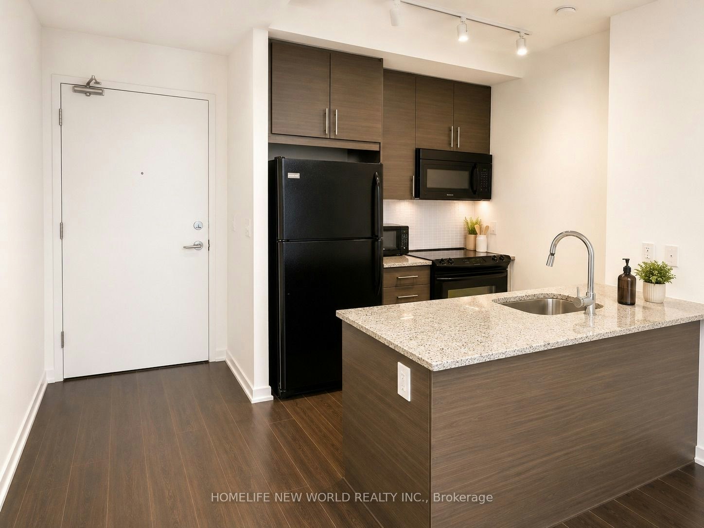 1810-70 Forest Manor Road, Toronto, ON, M2J 1M6 - 4