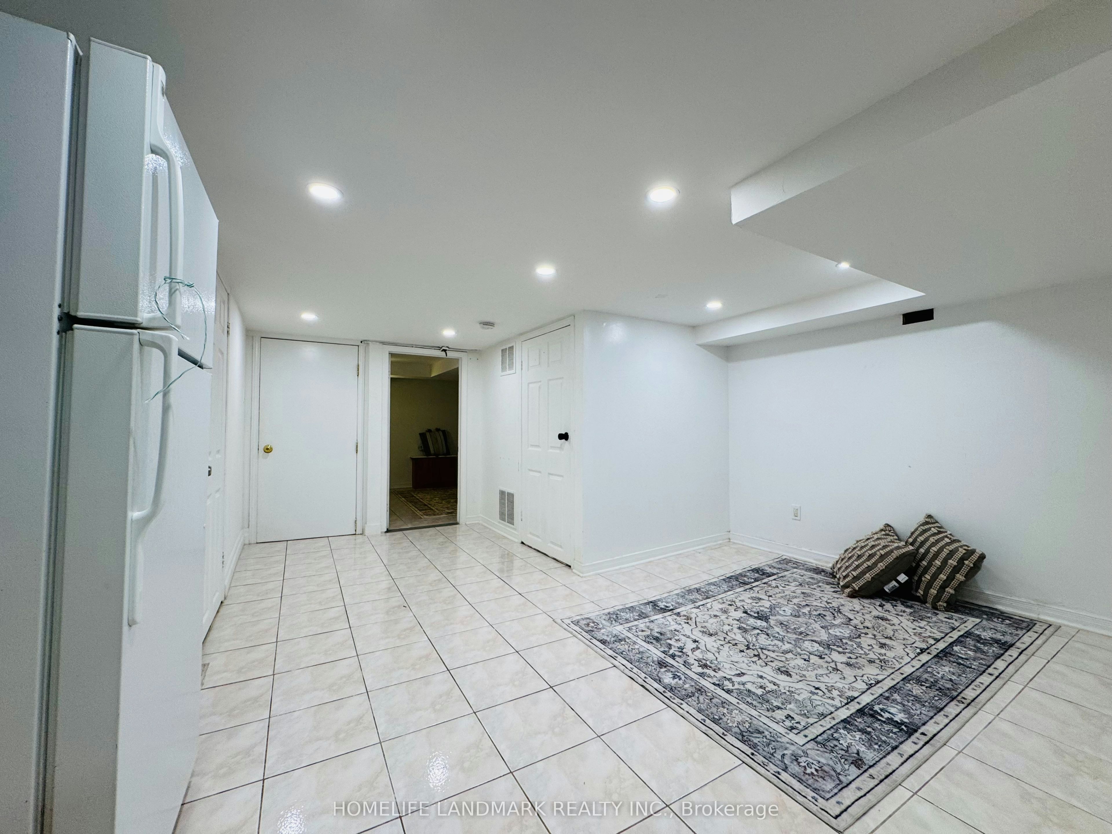 Basement-149 Euclid Avenue, Toronto, ON, M6J 2J8 - 11
