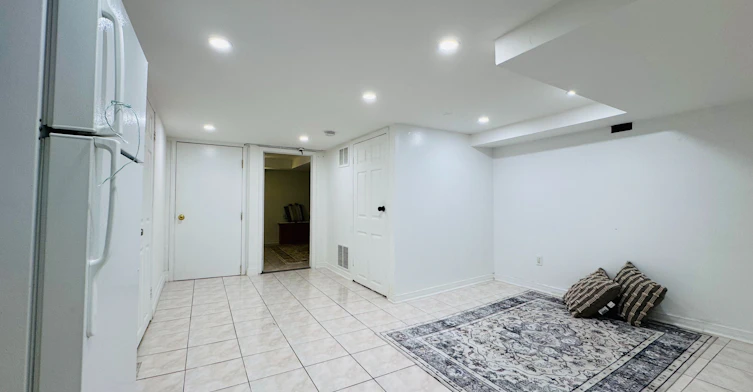 Basement-149 Euclid Avenue, Toronto, ON, M6J 2J8 - 11