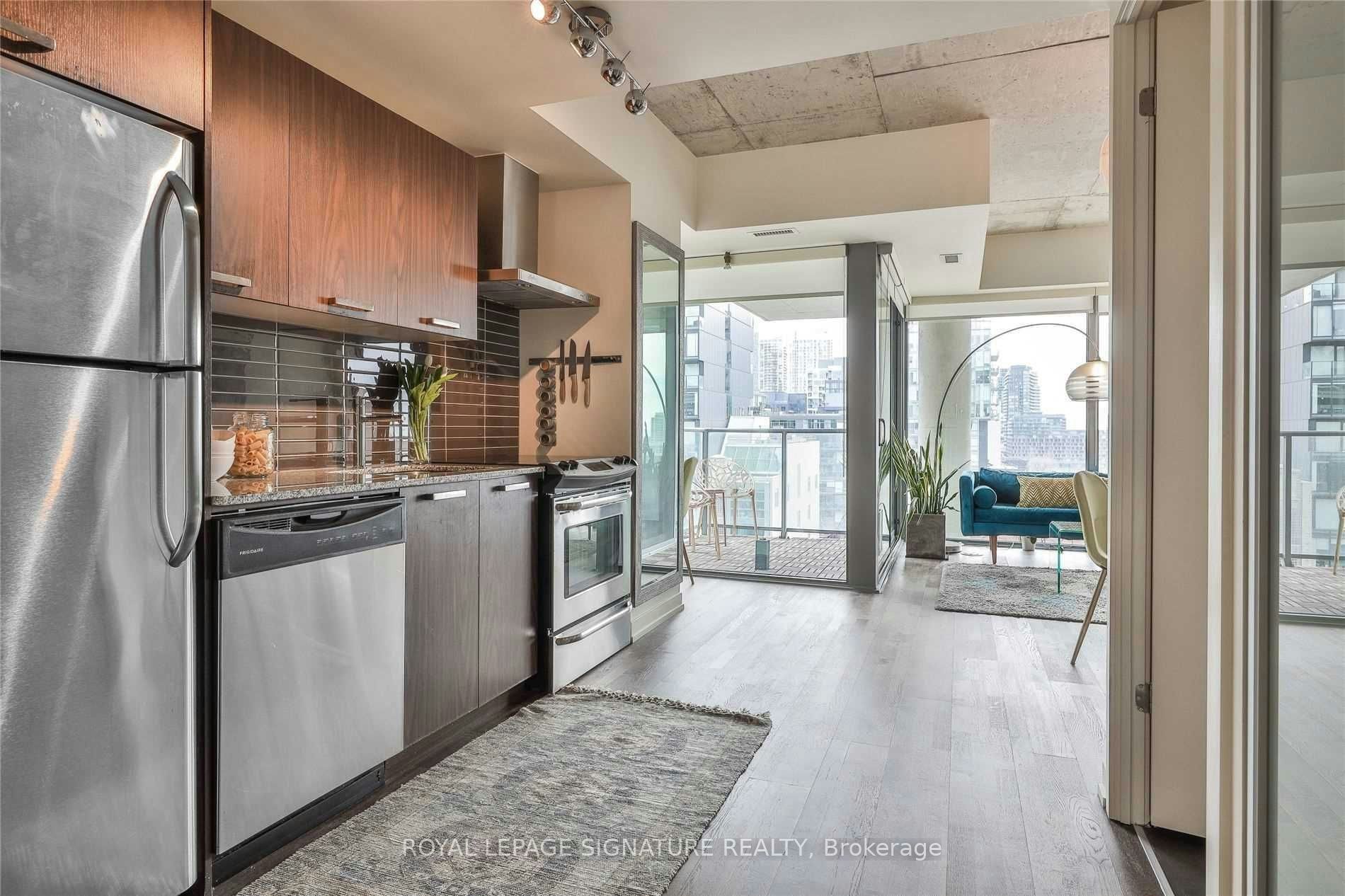 819-95 Bathurst Street, Toronto, ON, M5V 0H7 - 7