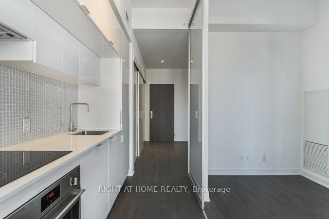 1906-185 Roehampton Avenue, Toronto, ON, M4P 0C6 - 6