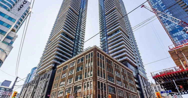 2711 Master & 2nd Bedroom-125 Blue Jays Way, Toronto, ON, M5V 1J6