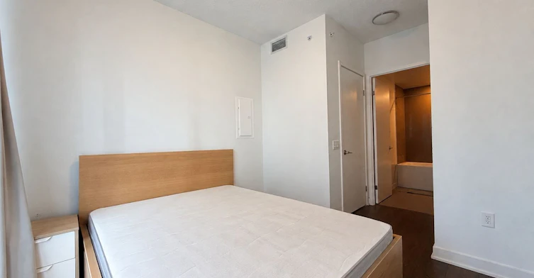 2711 Master & 2nd Bedroom-125 Blue Jays Way, Toronto, ON, M5V 1J6 - 5
