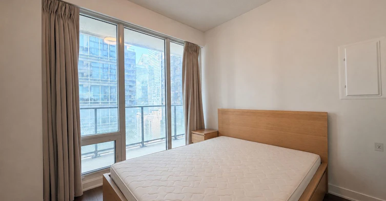 2711 Master & 2nd Bedroom-125 Blue Jays Way, Toronto, ON, M5V 1J6 - 4