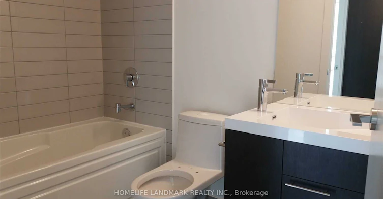 1105-30 Nelson Street, Toronto, ON, M5V 0H5 - 2