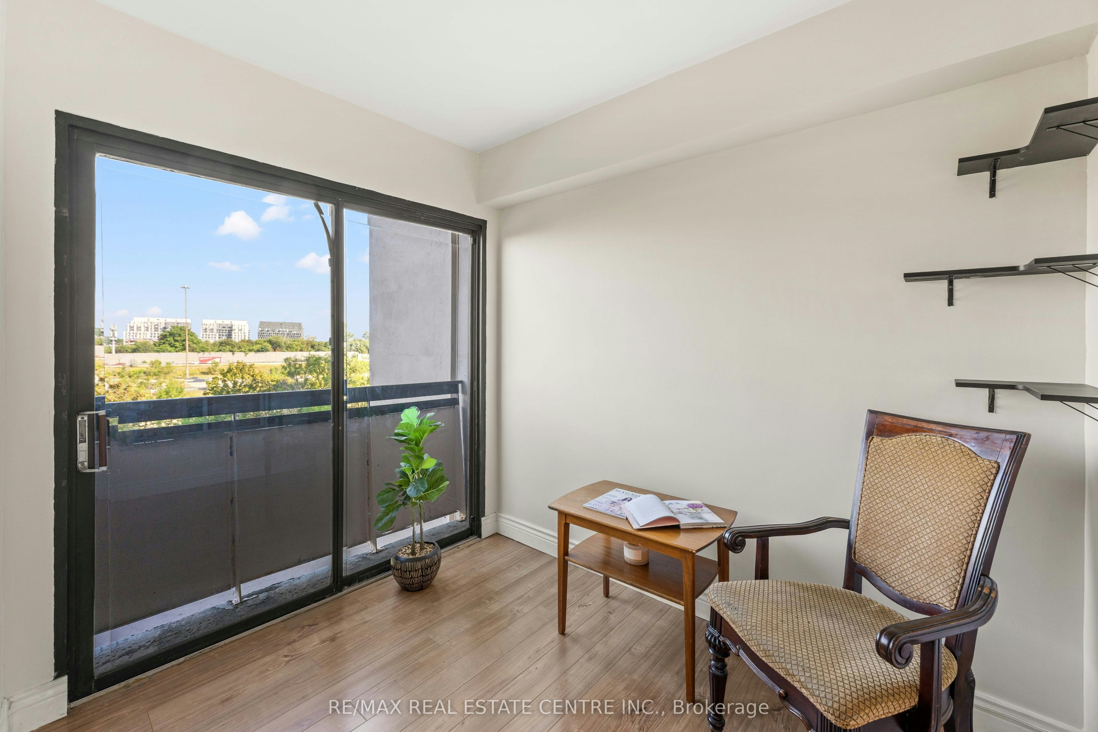504-130 Neptune Drive, Toronto, ON, M6A 1X5 - 23