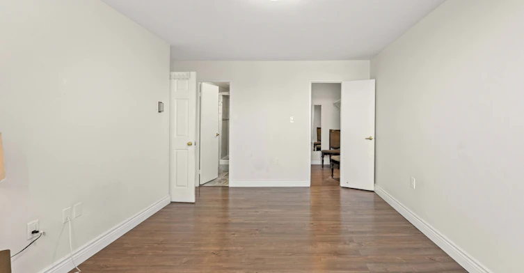 504-130 Neptune Drive, Toronto, ON, M6A 1X5 - 26