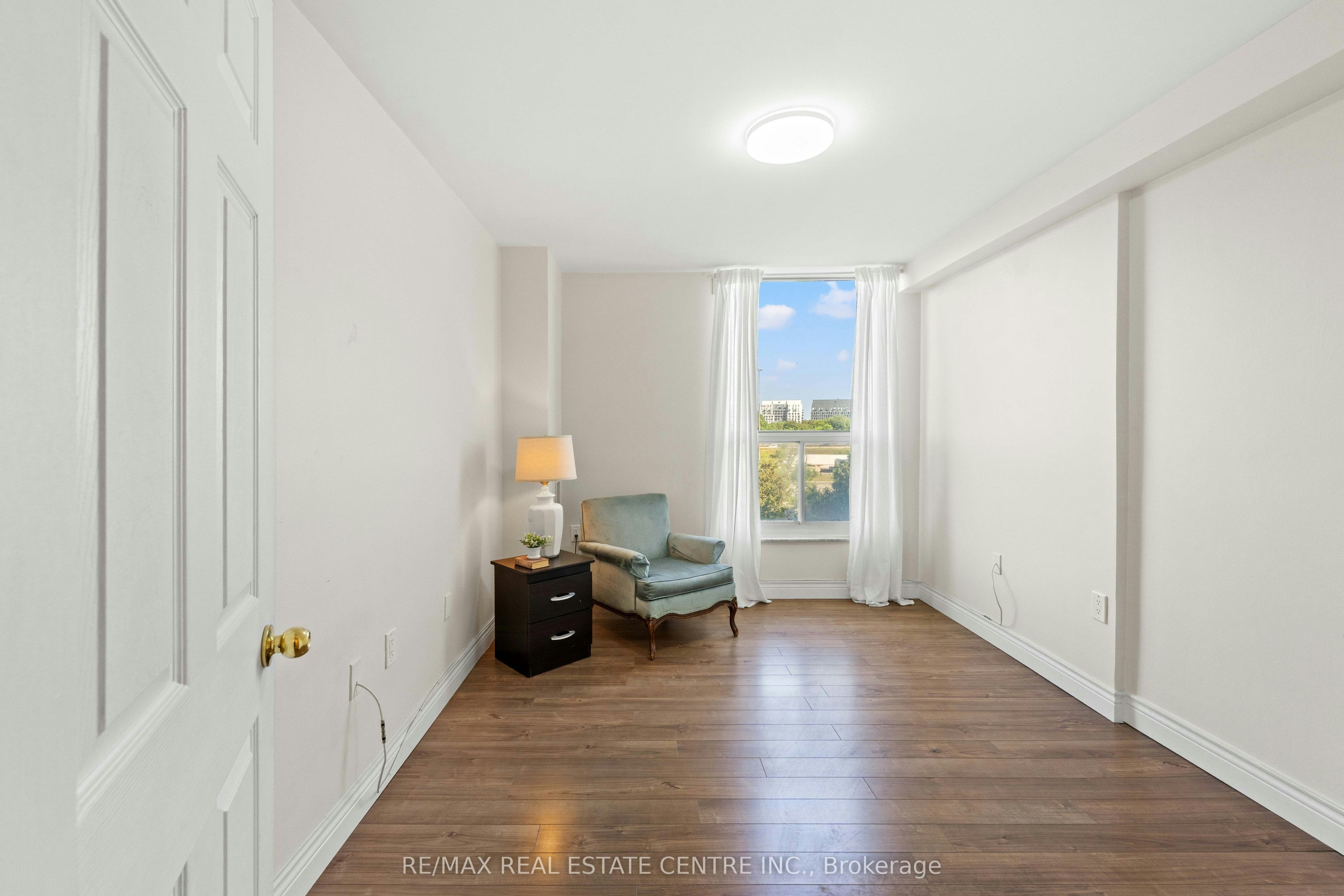 504-130 Neptune Drive, Toronto, ON, M6A 1X5 - 29
