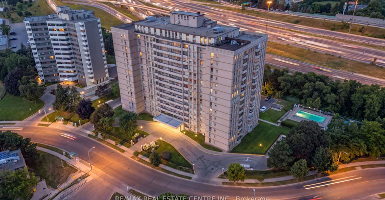 504-130 Neptune Drive, Toronto, ON, M6A 1X5
