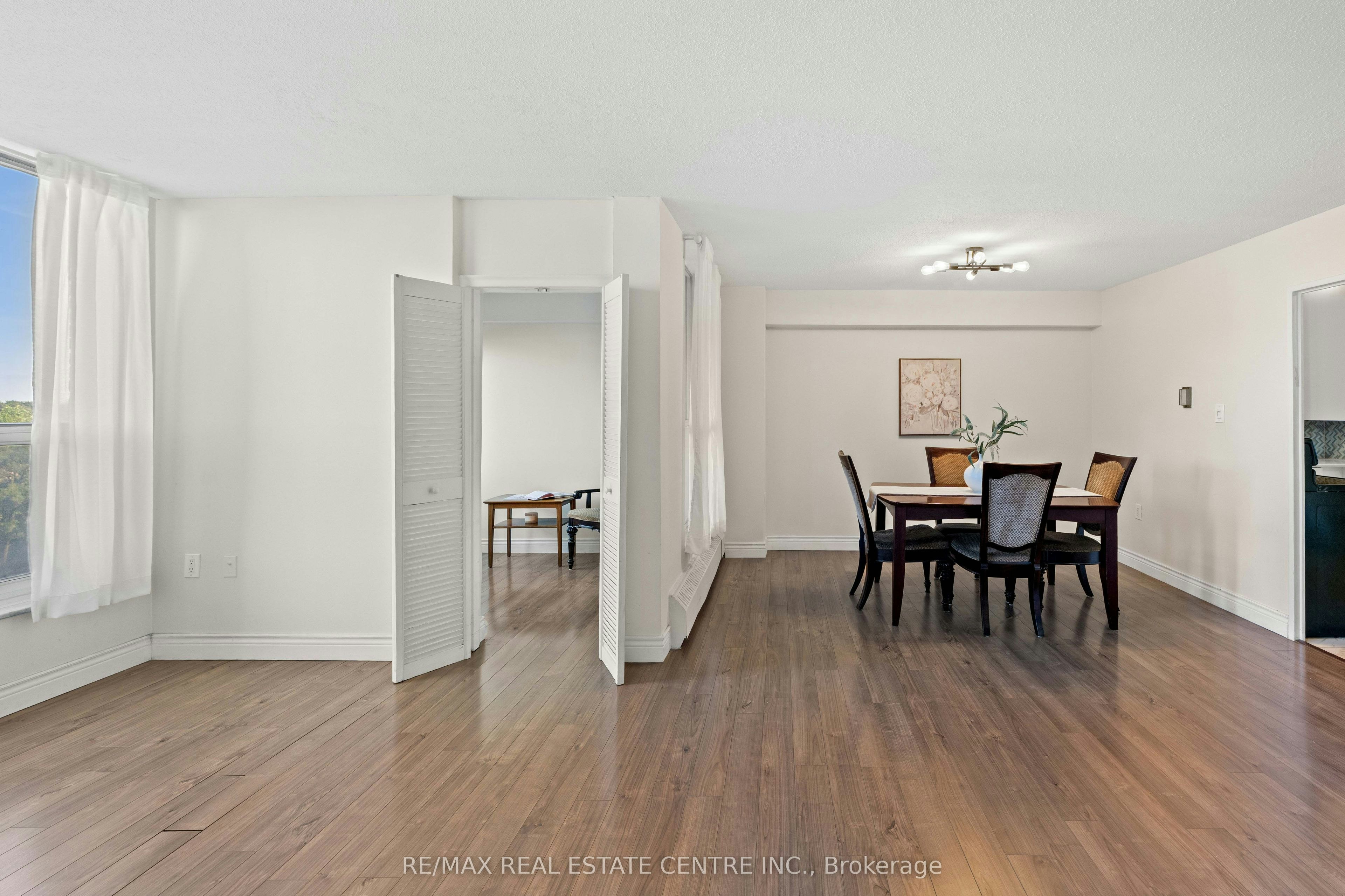 504-130 Neptune Drive, Toronto, ON, M6A 1X5 - 13