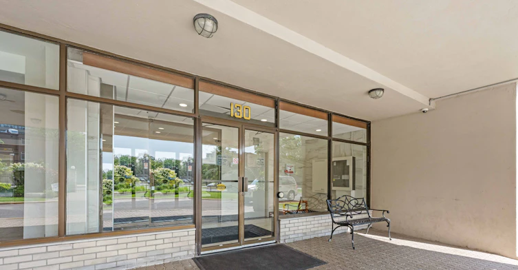 504-130 Neptune Drive, Toronto, ON, M6A 1X5 - 5