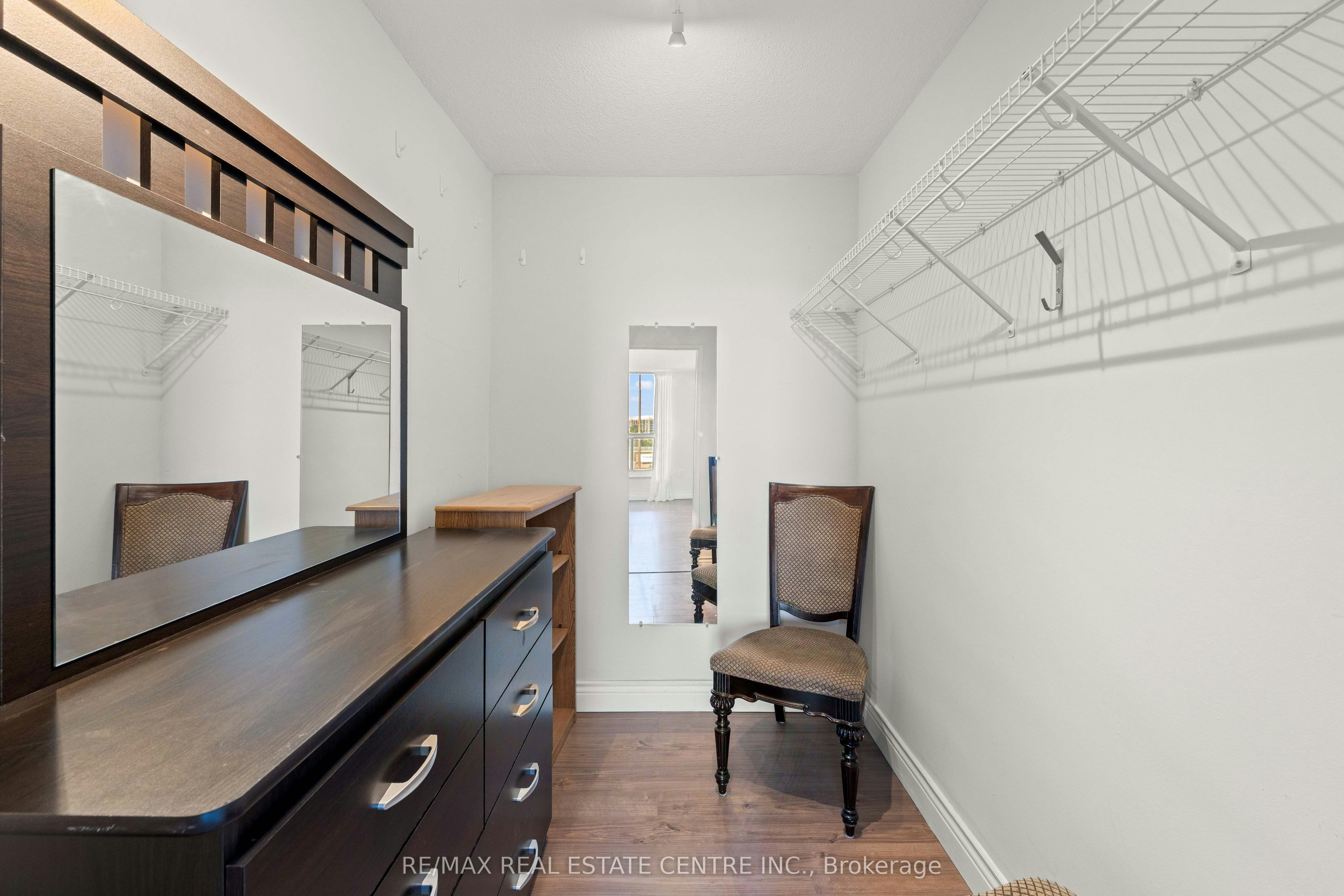 504-130 Neptune Drive, Toronto, ON, M6A 1X5 - 27