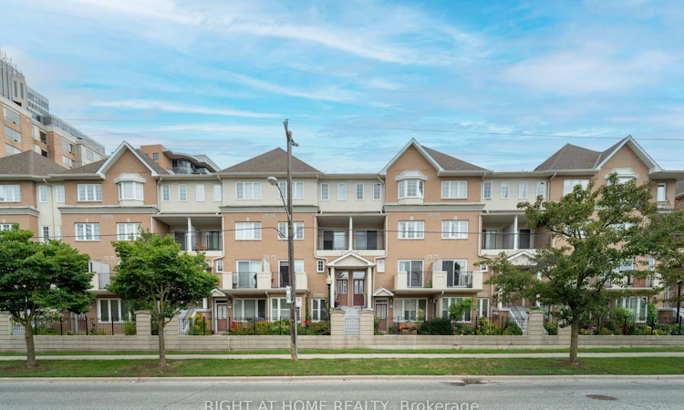 220 Grandview Way