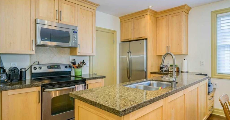 A-23 Preston Place, Toronto, ON, M4N 2T1 - 8