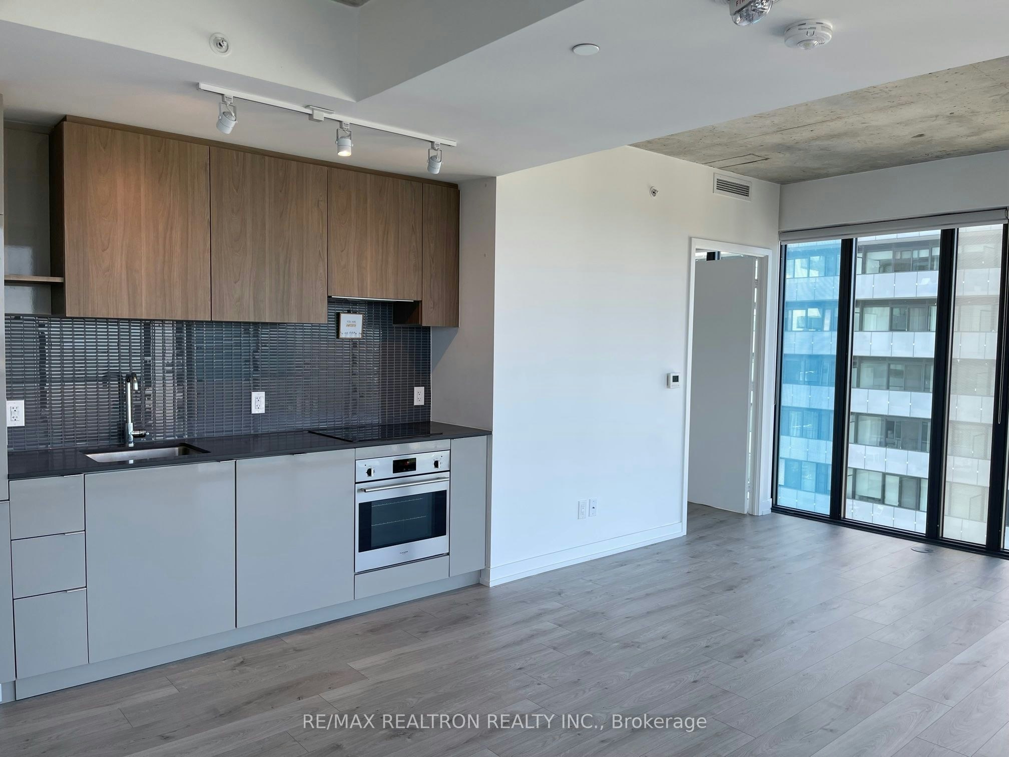 3609-161 Roehampton Avenue, Toronto, ON, M4P 0C8 - 4
