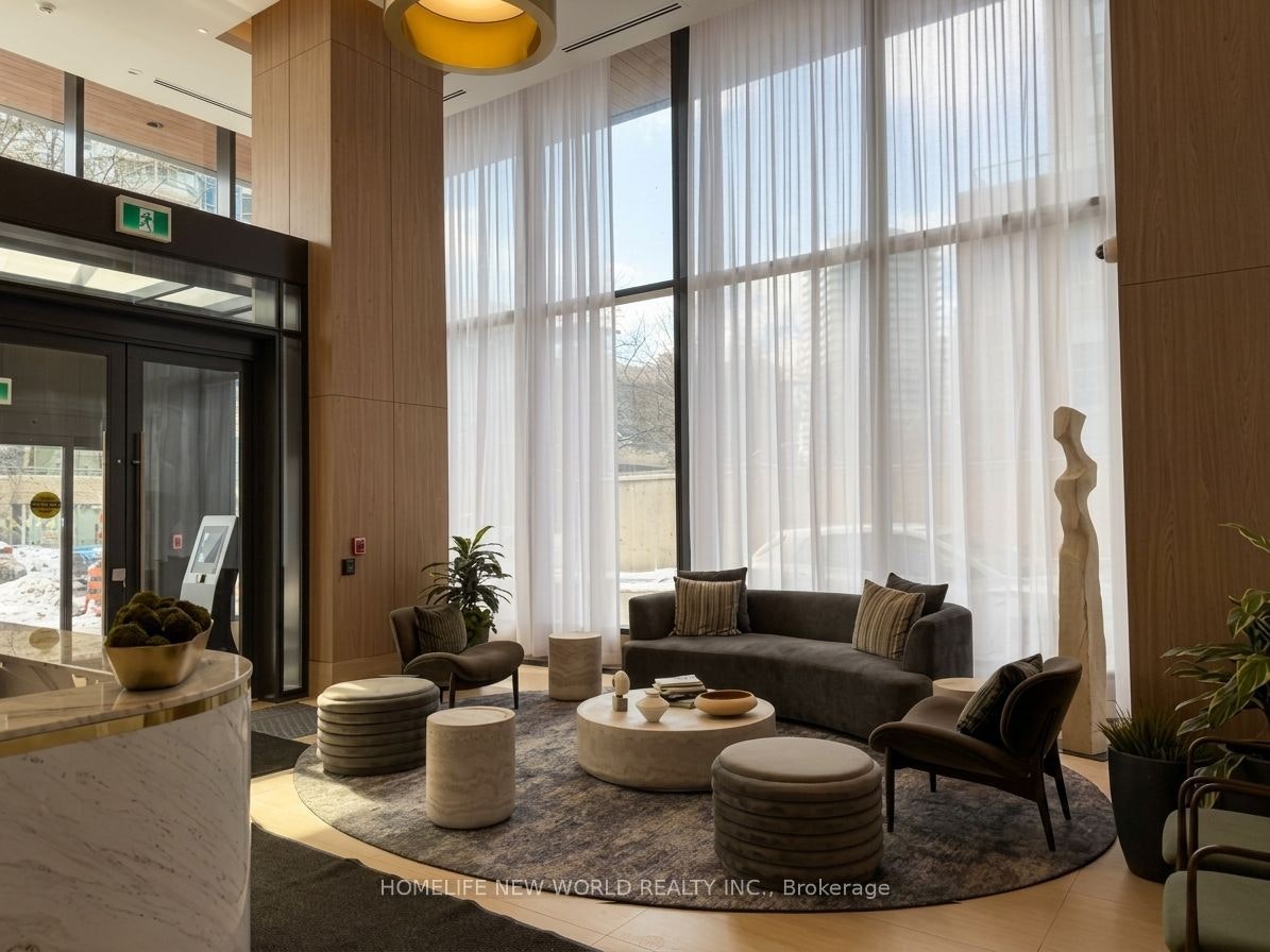 36 Olive Avenue, Toronto, ON, M2N 0M4