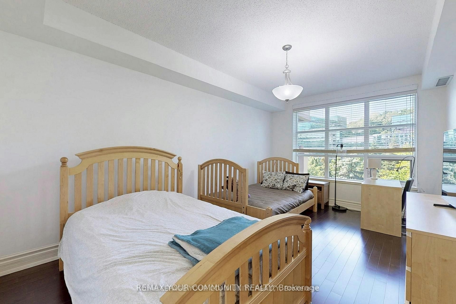 410-10 Old York Mills Road, Toronto, ON, M2P 2G9 - 23