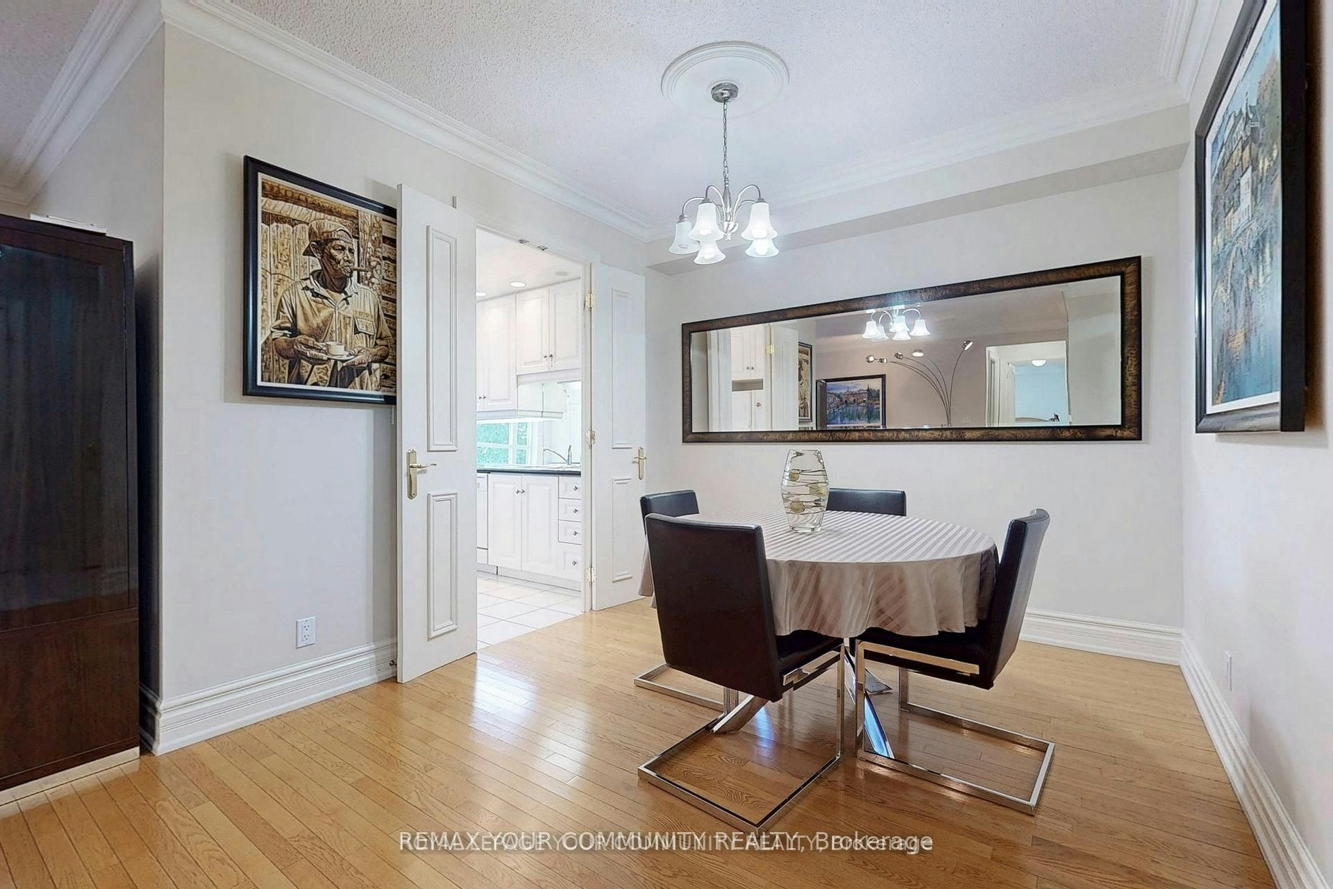 410-10 Old York Mills Road, Toronto, ON, M2P 2G9 - 14