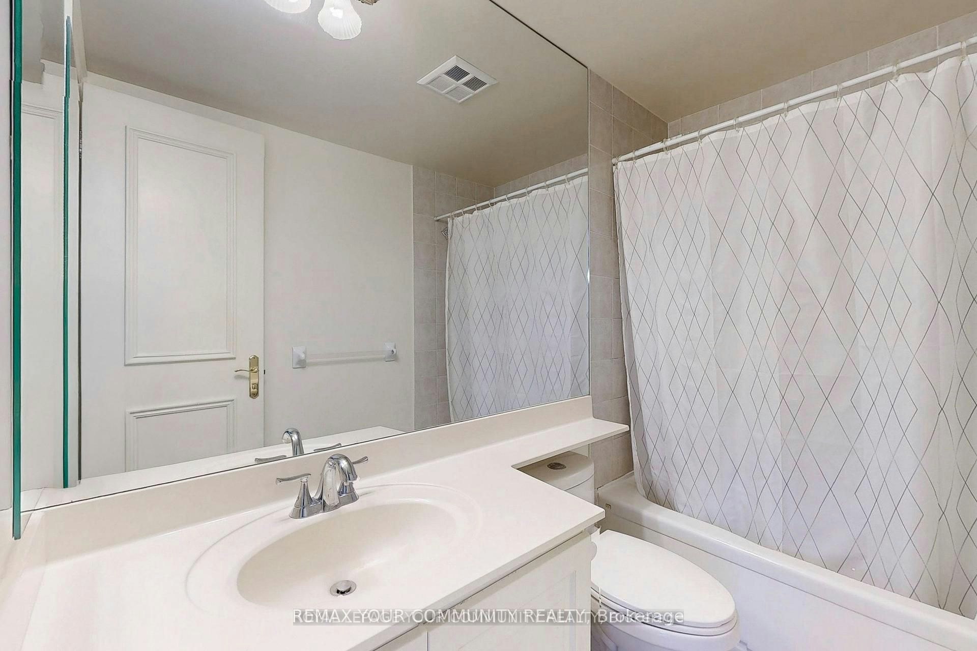 410-10 Old York Mills Road, Toronto, ON, M2P 2G9 - 30