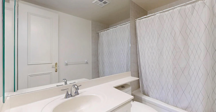 410-10 Old York Mills Road, Toronto, ON, M2P 2G9 - 30