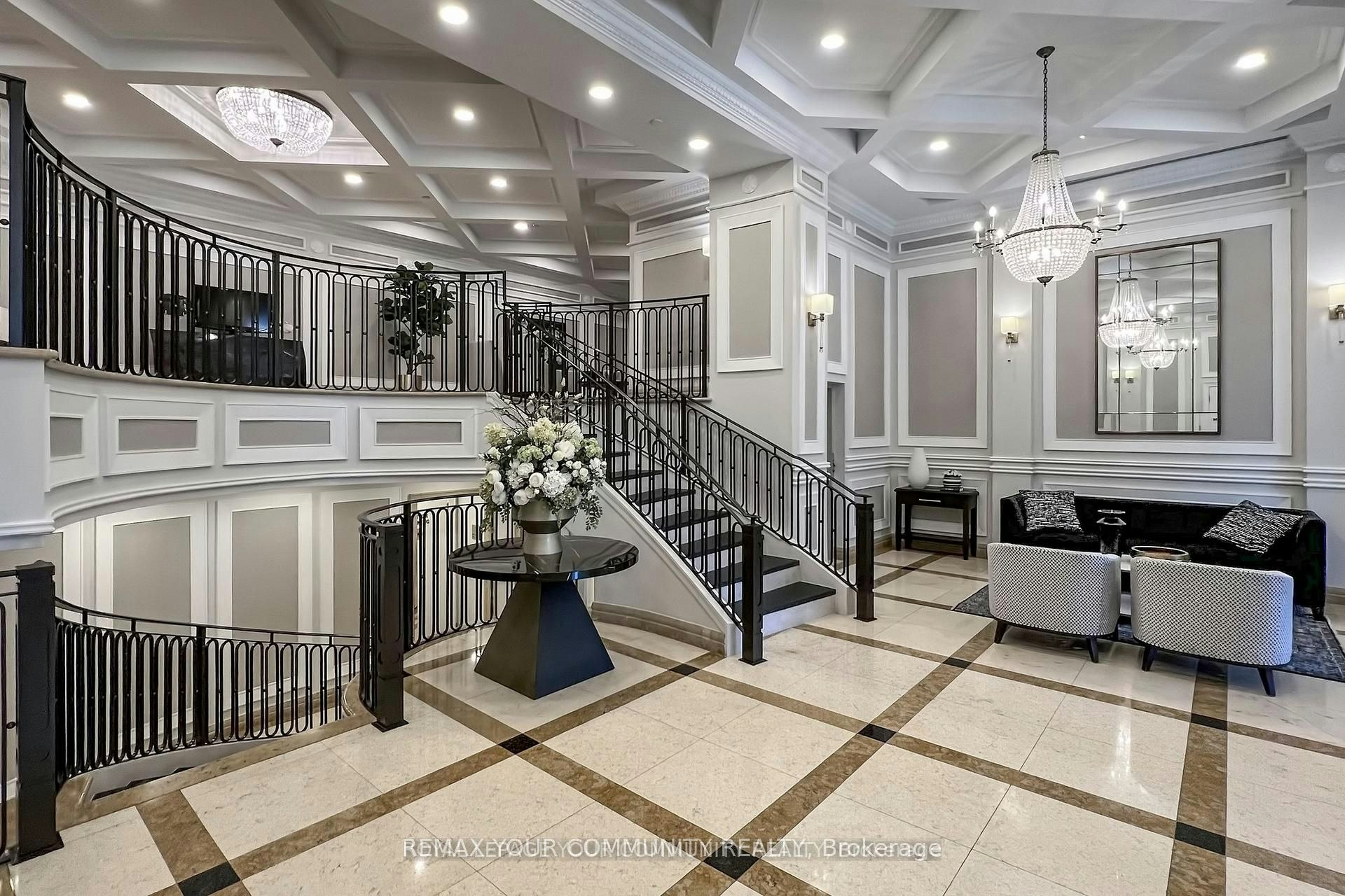410-10 Old York Mills Road, Toronto, ON, M2P 2G9 - 4