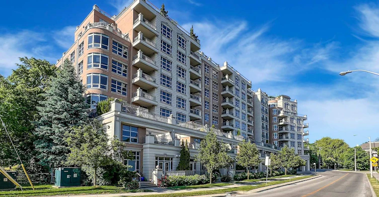 410-10 Old York Mills Road, Toronto, ON, M2P 2G9