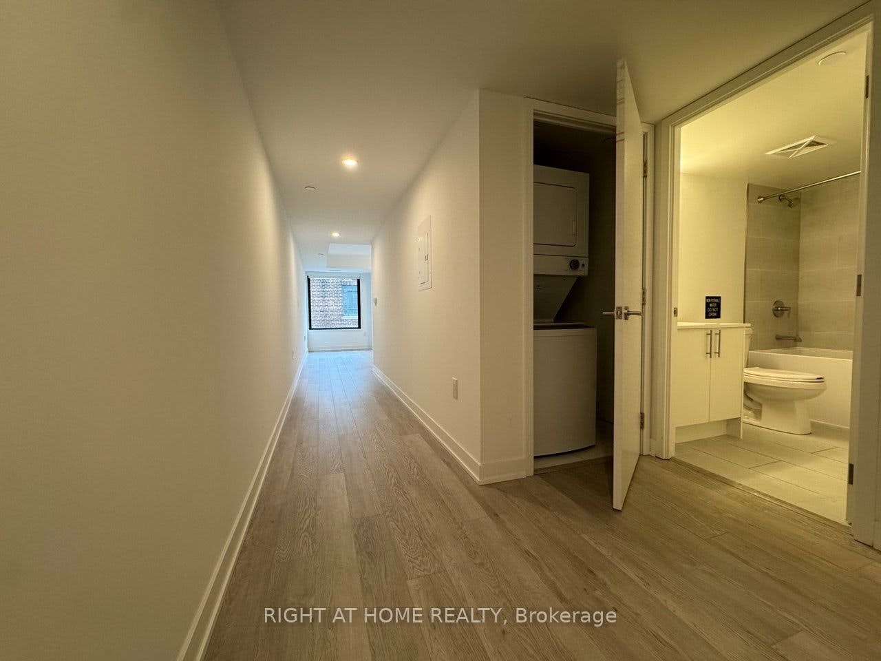 324-3 Strathgowan Avenue, Toronto, ON, M4N 1B8 - 15