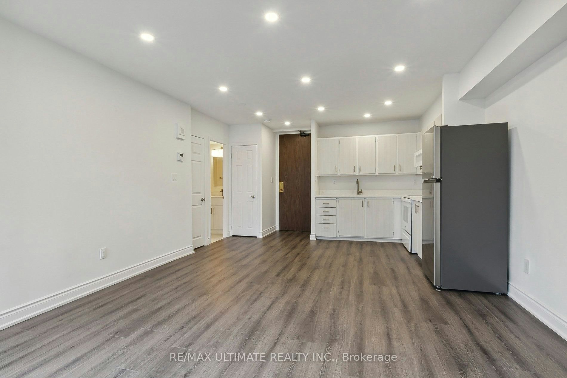 1215-33 Harbour Square, Toronto, ON, M5J 2G2 - 7