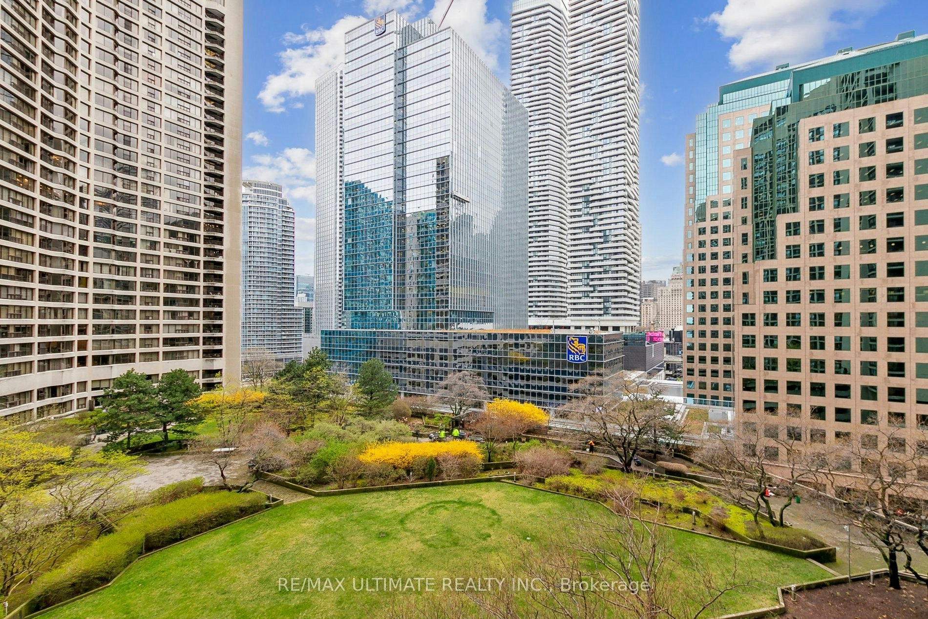 1215-33 Harbour Square, Toronto, ON, M5J 2G2 - 13