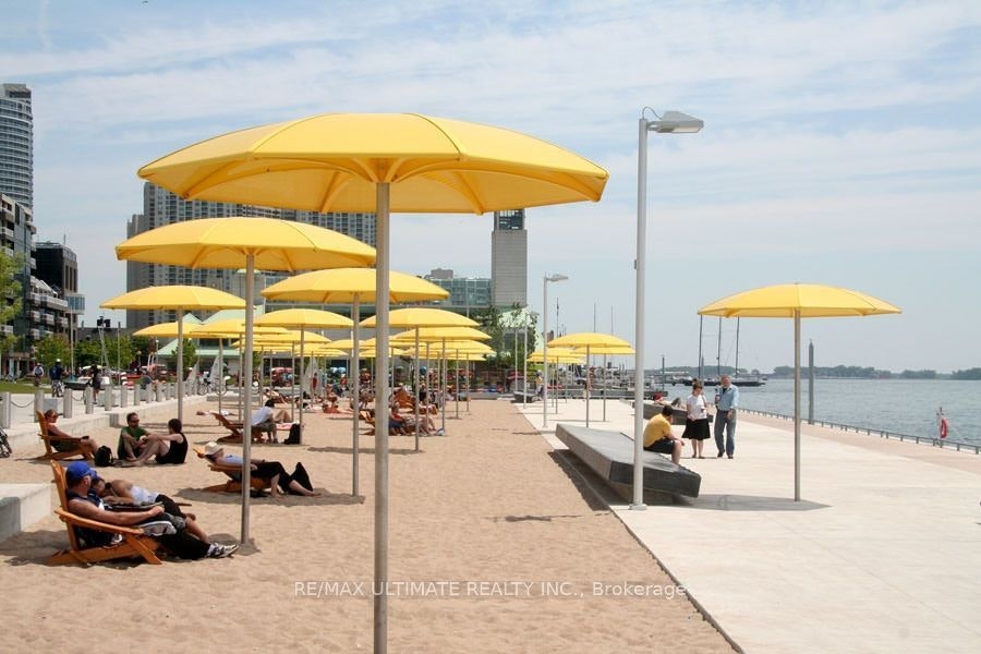 1215-33 Harbour Square, Toronto, ON, M5J 2G2 - 17