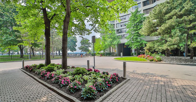 1215-33 Harbour Square, Toronto, ON, M5J 2G2 - 2