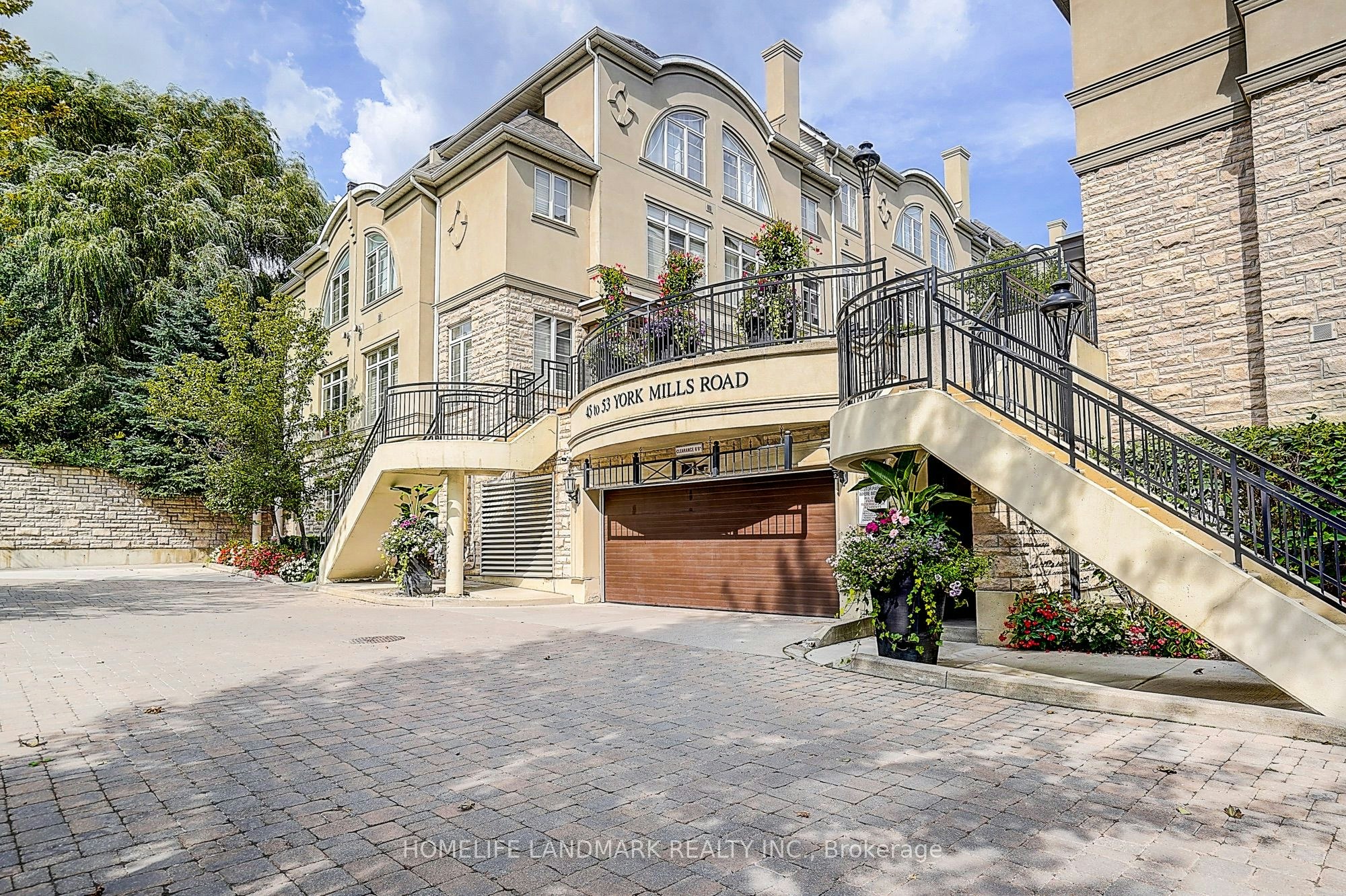309-51 York Mills Road, Toronto, ON, M2P 1B6