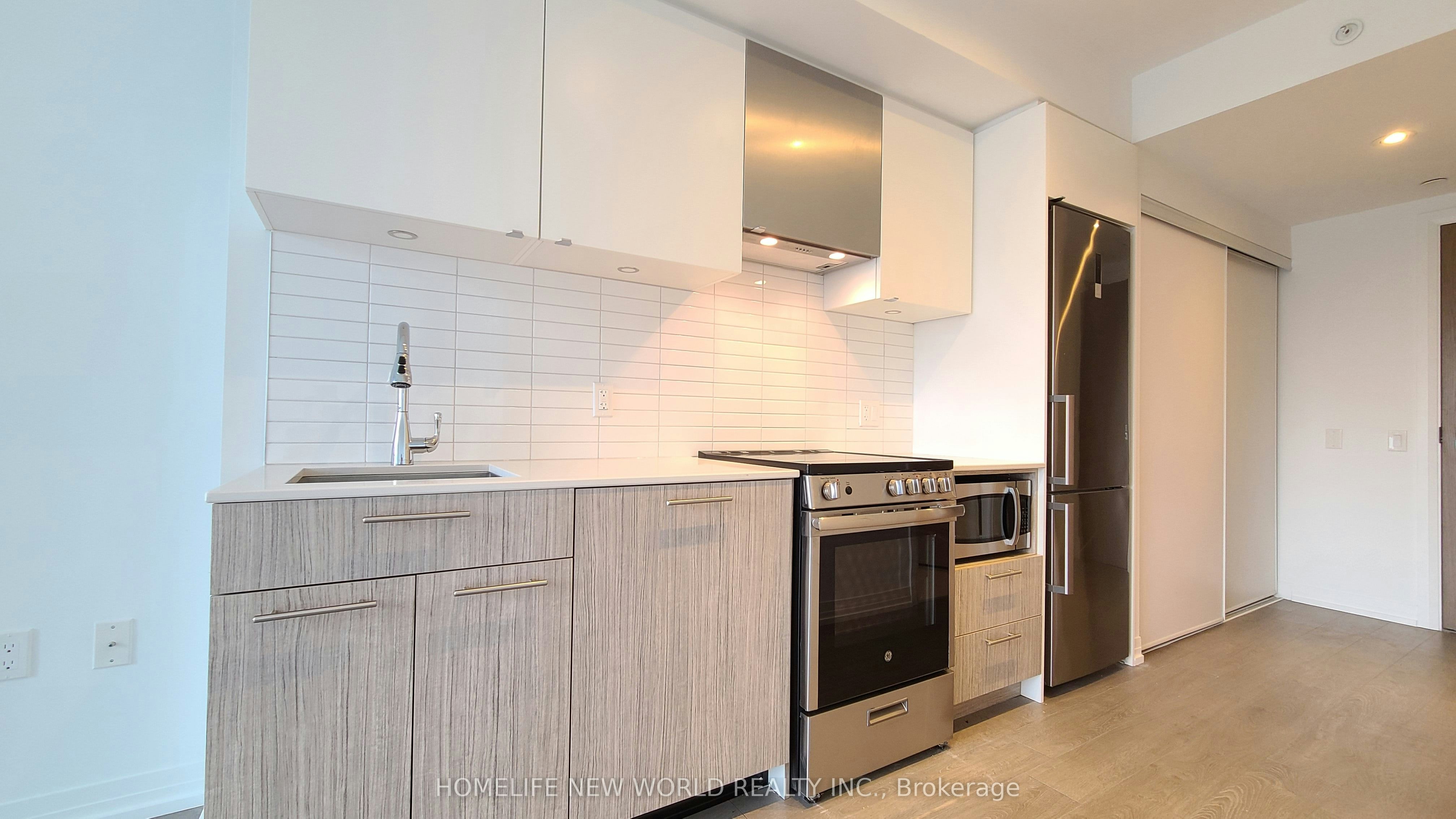 1102-251 Jarvis Street, Toronto, ON, M5B 0C3 - 2