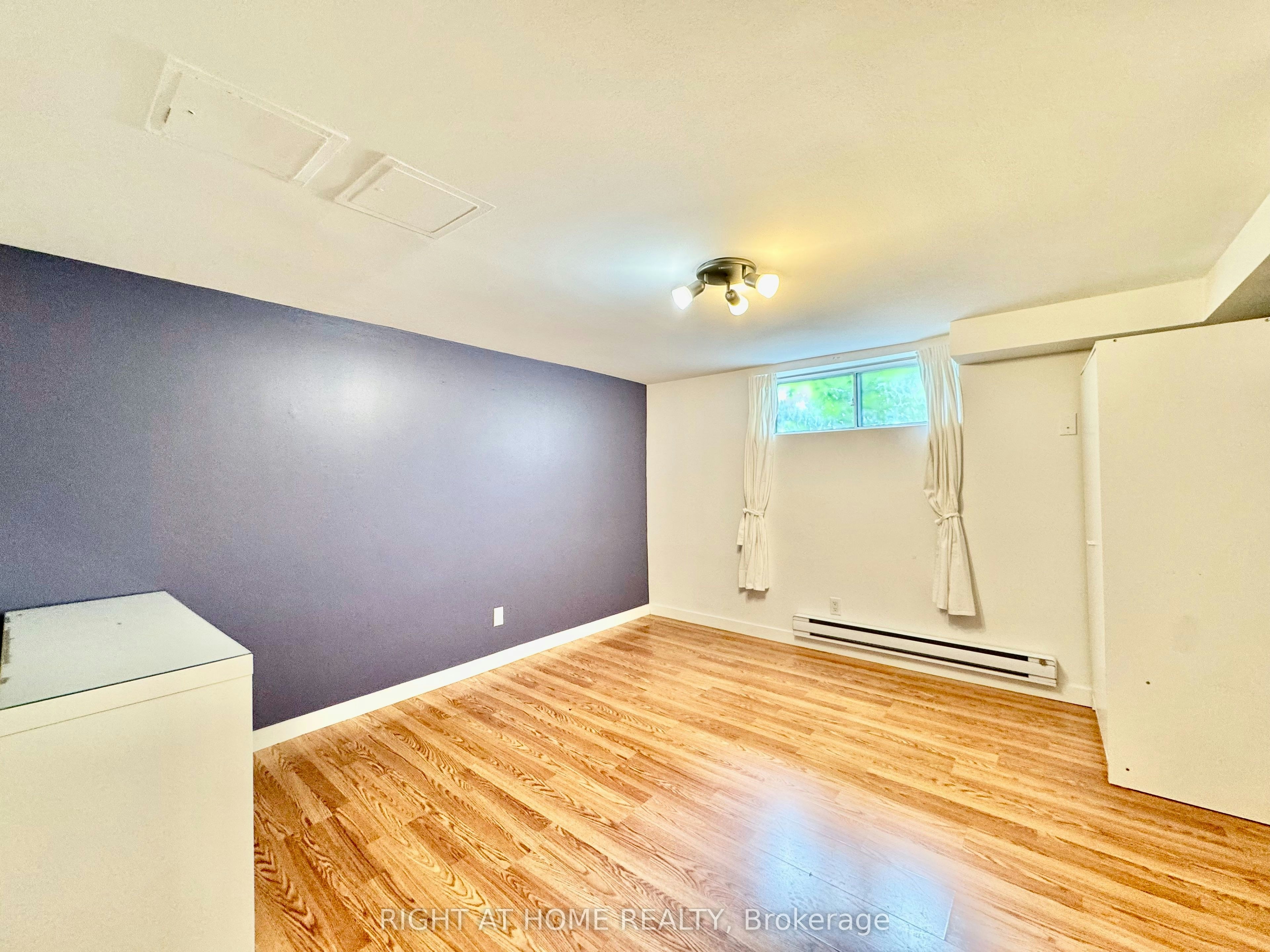 Lower Apartment-1196 Avenue Road, Toronto, ON, M5N 2G1