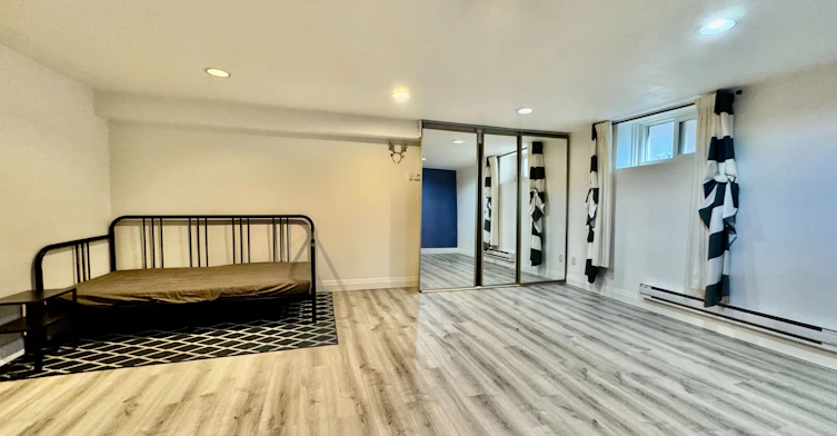 Lower Apartment-1196 Avenue Road, Toronto, ON, M5N 2G1 - 8