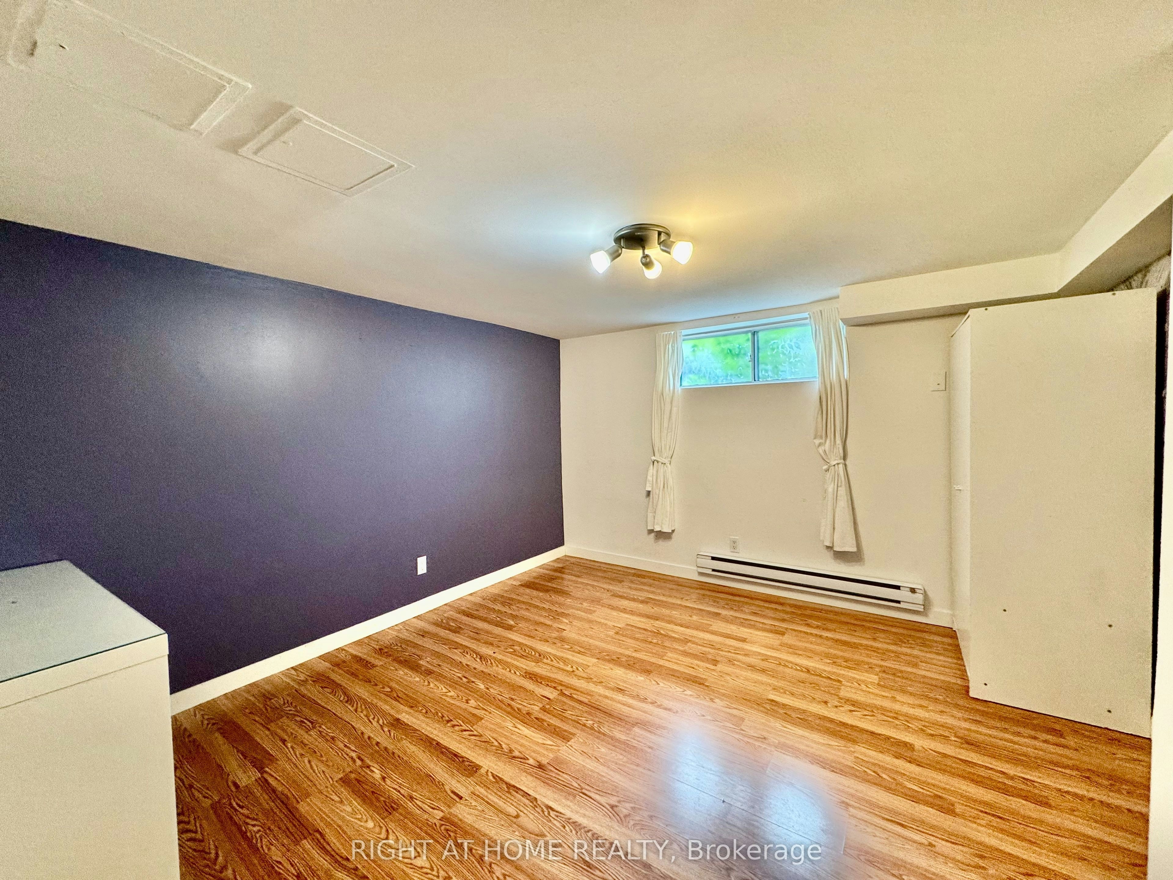 Lower Apartment-1196 Avenue Road, Toronto, ON, M5N 2G1 - 19