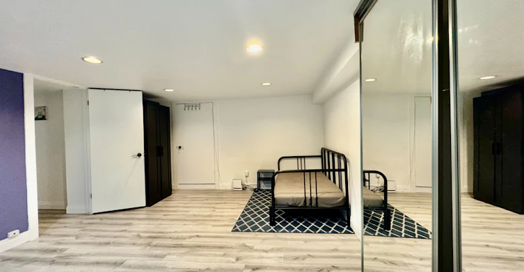 Lower Apartment-1196 Avenue Road, Toronto, ON, M5N 2G1 - 12
