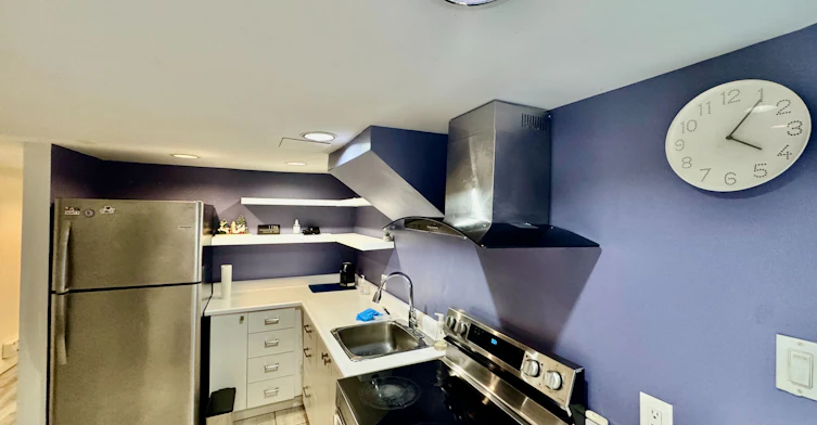 Lower Apartment-1196 Avenue Road, Toronto, ON, M5N 2G1 - 20