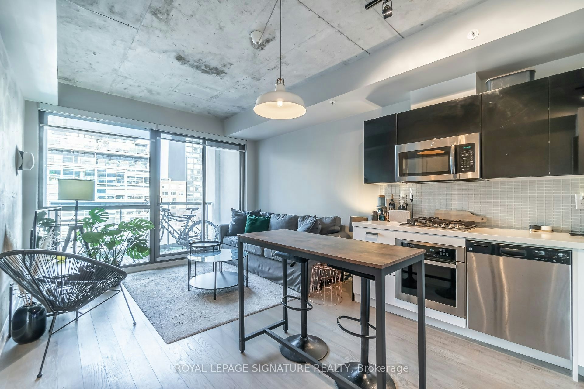 603-39 Brant Street, Toronto, ON, M5V 0M8 - 9
